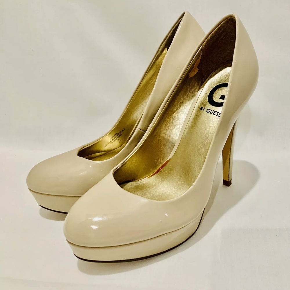 Guess Nude Platform High Heels Size 6 Pumps  Excellent Cond Like New 5 inch heel